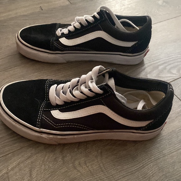 Black Vans Old Skool Women’s 6 - Picture 2 of 6